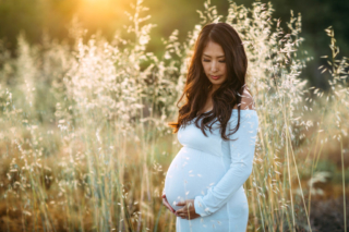 Beautiful San Diego Maternity Photographer outdoor field maternity