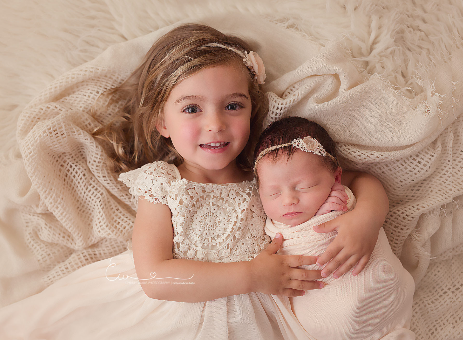 newborn and baby photographer