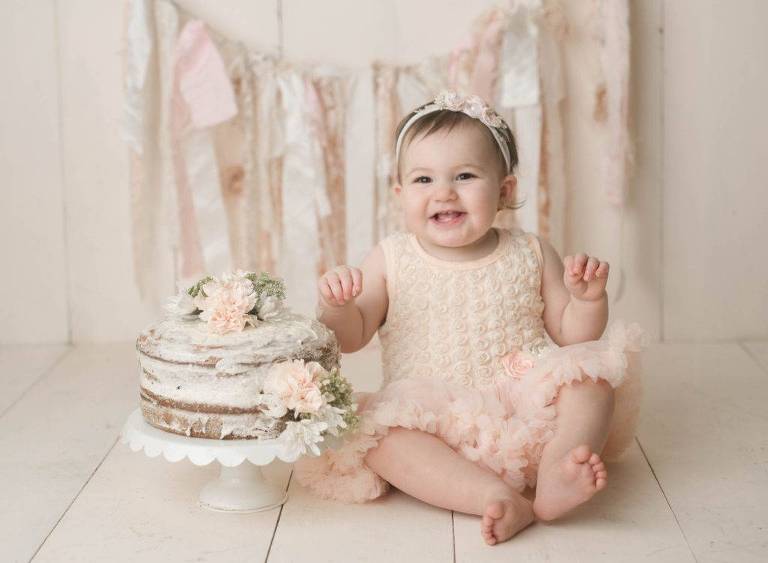 Baby Milestone Portraits - One Year Cake Smash portraits